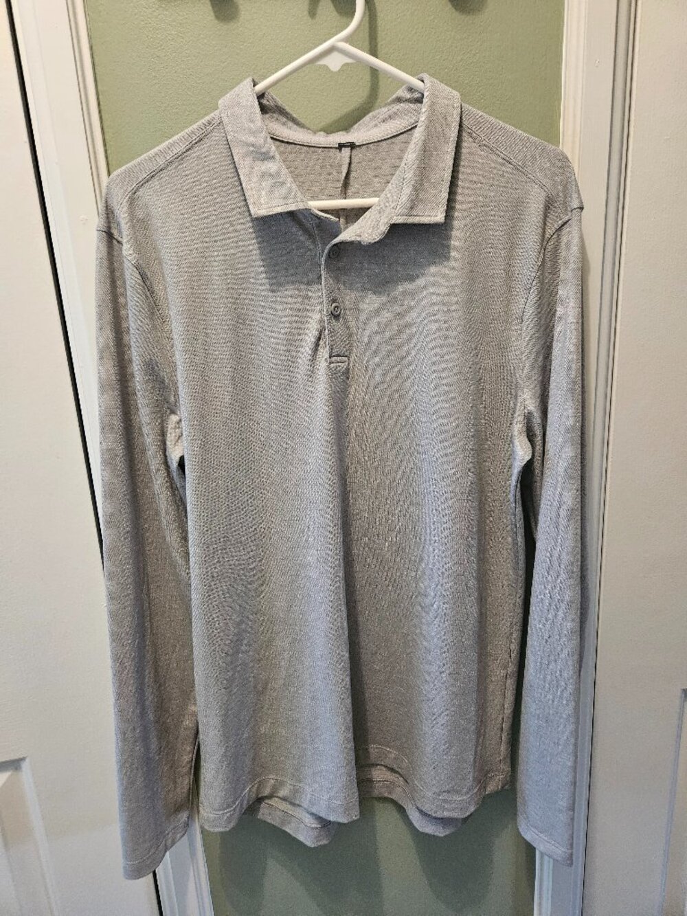 Lululemon Men's Long Sleeve Polo Shirt Gray Large L (estimate) Casual Athleisure